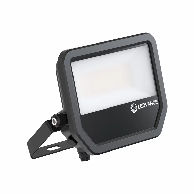 Naświetlacze LEDVANCE Floodlight GEN 4 – nowa generacja wydajności i elastyczności