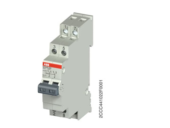 ABB Przełącznik modułowy grupowy 2x I-0-II 25A 2P 250V AC E214-25-202  ;2CCA703031R0001